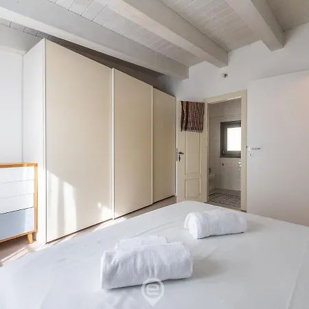 Casa Di Tania